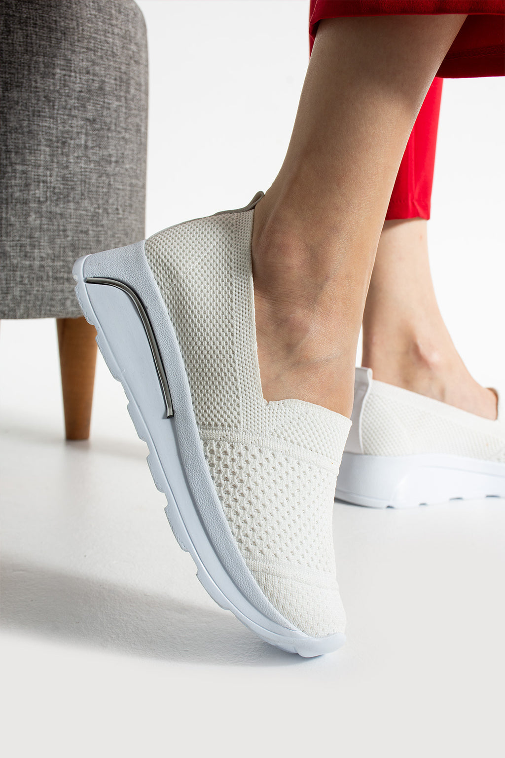 Beyaz Triko Rahat Spor Ayakkabı Comfort Yumuşak Tabanlı Snekaer (4,5CM)
