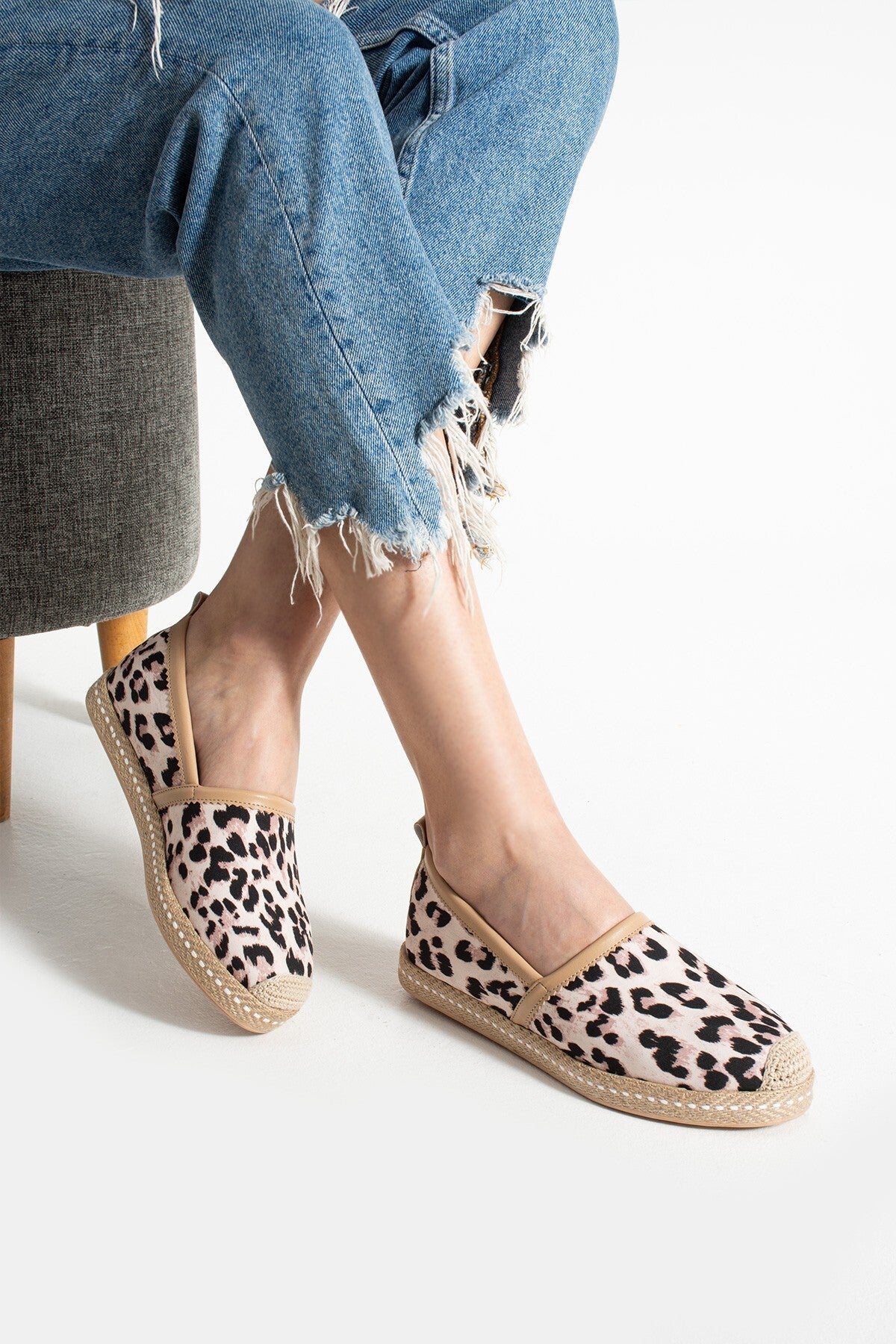 Leopar Kadın Hasır Taban Espadril Rahat ve Ergonomik Ayakkabı