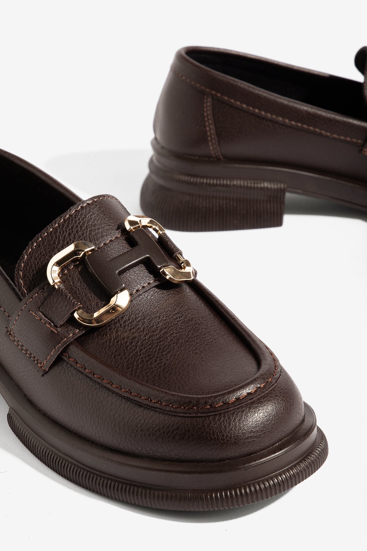 H Toka Detaylı Kahverengi Deri Kadın Loafer
